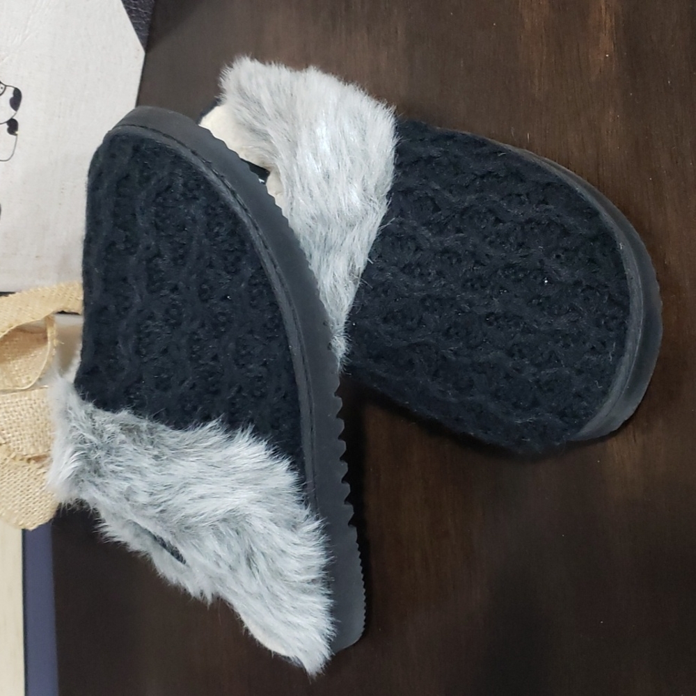 NineWest slipper - Picture 2 of 3